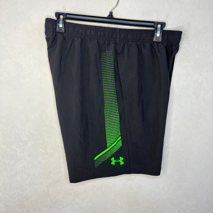 UNDER ARMOUR HEATGEAR ULTRA LIGHT WEIGHT PARACHUTE SPORT SHORT