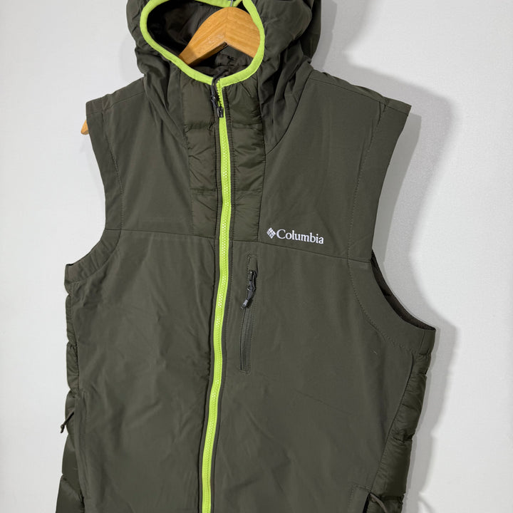 COLUMBIA SLEEVES LESS JACKET