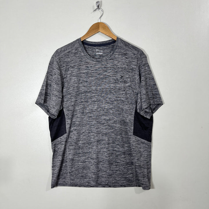 OLD NAVY ACTIVE SPORT TSHIRT