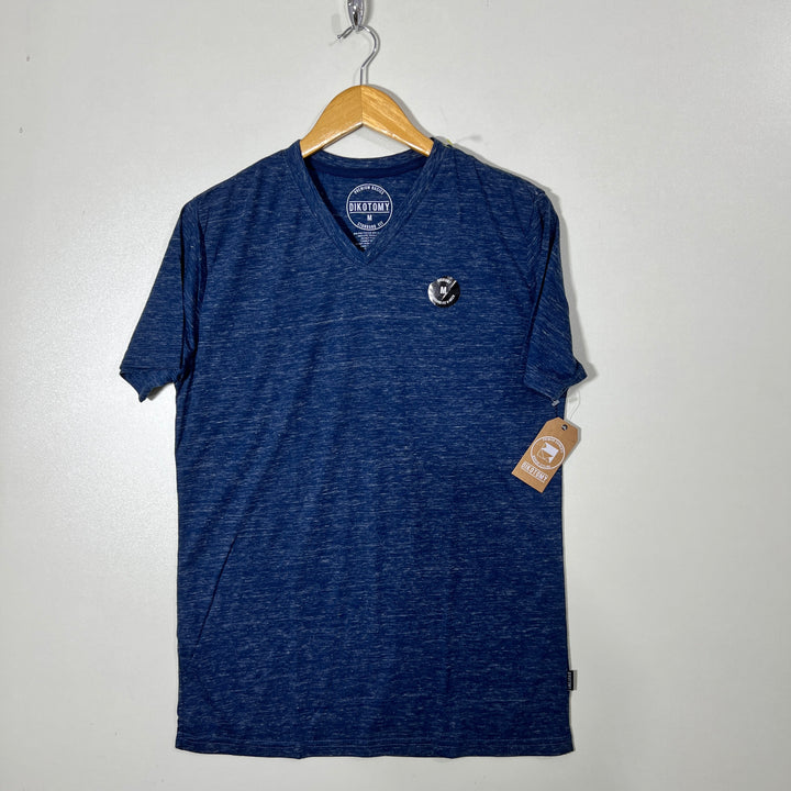 DIKOTOMY STANDARD FIT V NECK SUPER SOFT TSHIRT BRAND NEW