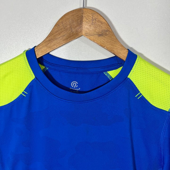 CHAMPION SPORT TSHIRT BRAND NEW