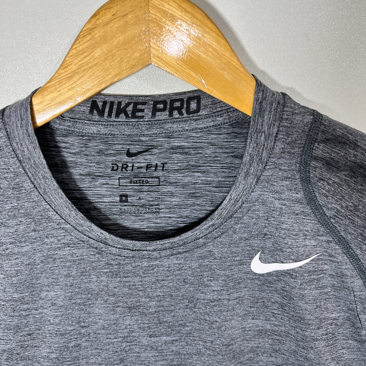 NIKE PRO FITTED SPORT TSHIRT