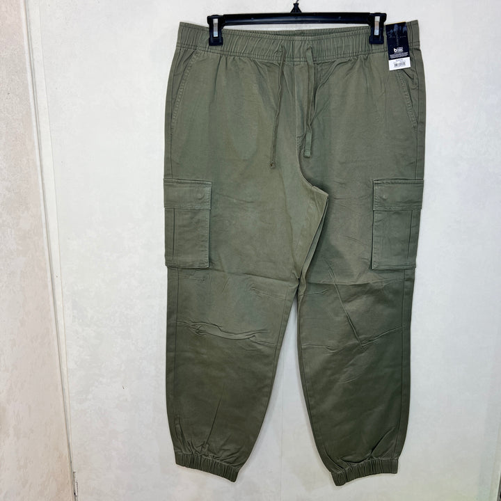NO BOUNDARIES CARGO COTTON PANT BRAND NEW