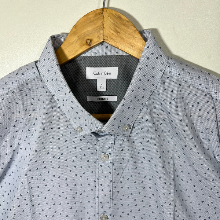 CALVIN KLEIN INFINITE BUTTON DOWN CASUAL SHIRT
