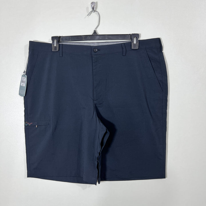 GREG NORMAN GOLF SHORT BRAND NEW