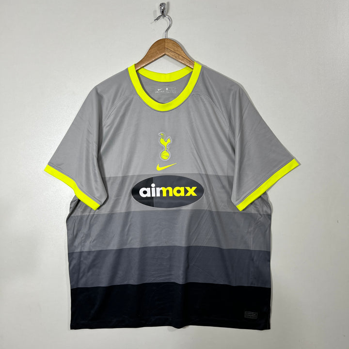 NIKE DRI FIT SPORT TSHIRT