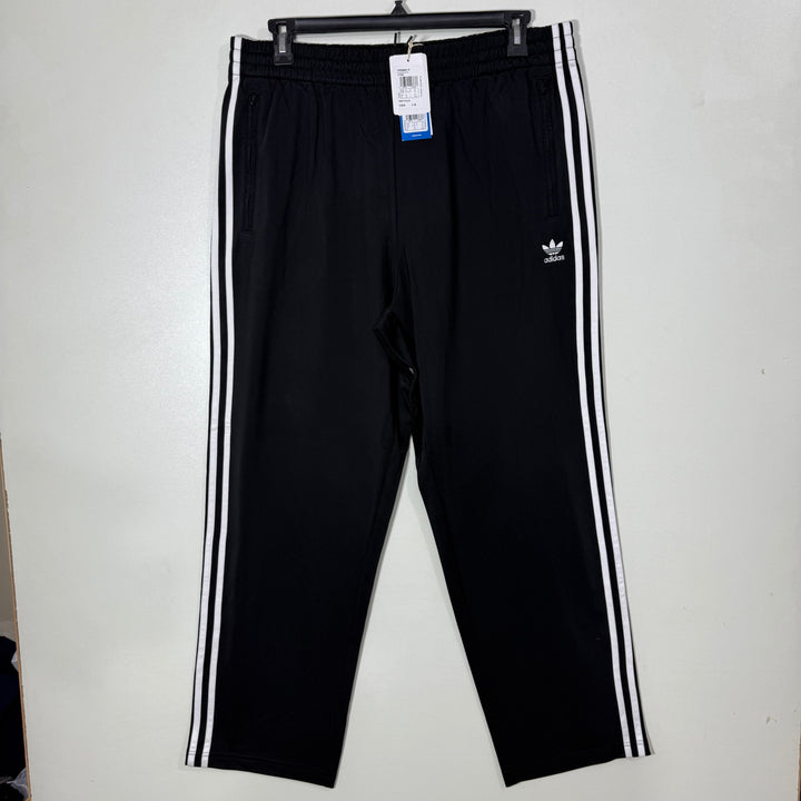 ADIDAS ORIGINALS STRAIGHT FIT SPORT TROUSER BRAND NEW BLACK COLOUR