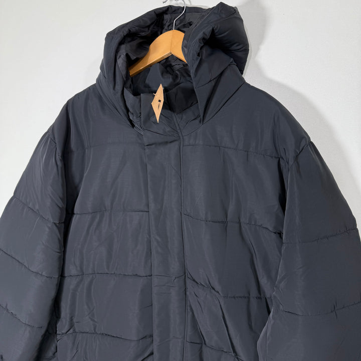 AMAZON PUFFER JACKET BRAND NEW WITH HOOD BLACK COLOUR