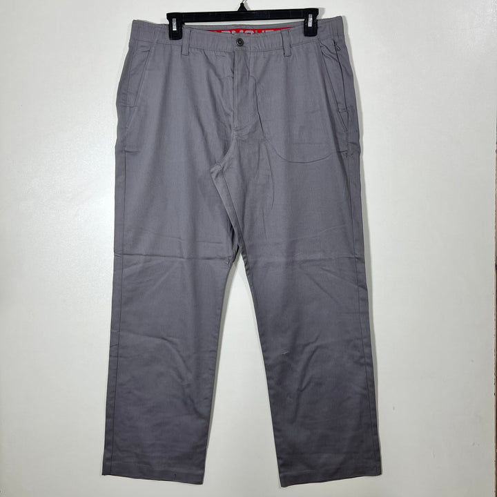 UNDER ARMOUR STRAIGHT FIT COTTON PANT BRAND NEW WITH STRAIGHT GREY COLOUR