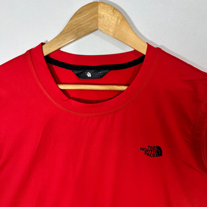THE NORTH FACE SPORT SLEEVES LESS
