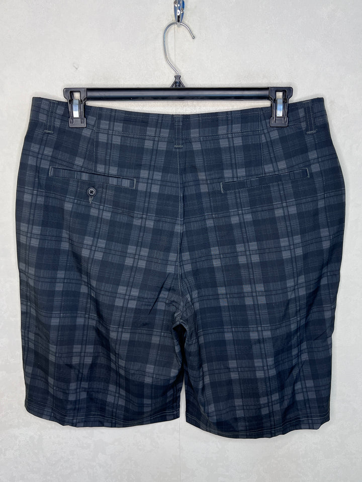 BEN HOGAN ADJUSTABLE WAISTBAND CHECKERED PERFORMANCE SHORT