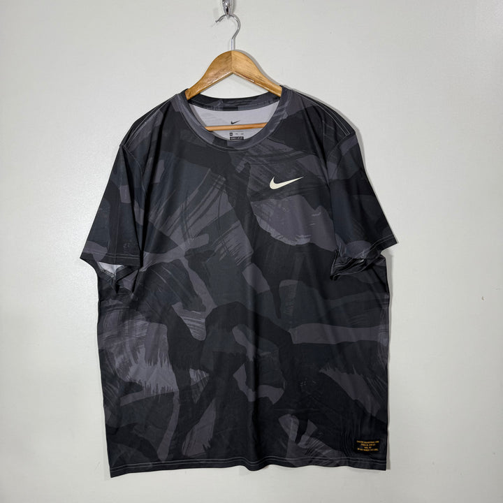 NIKE DRI FIT CAMOUFLAGE SPORT TSHIRT