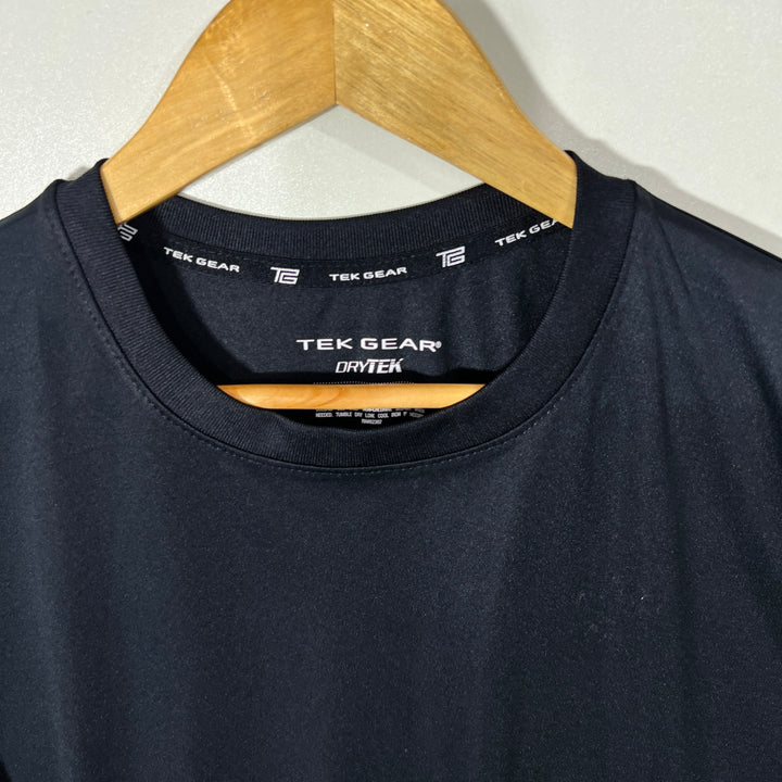 TEK GEAR DRY TEK SPORT TSHIRT