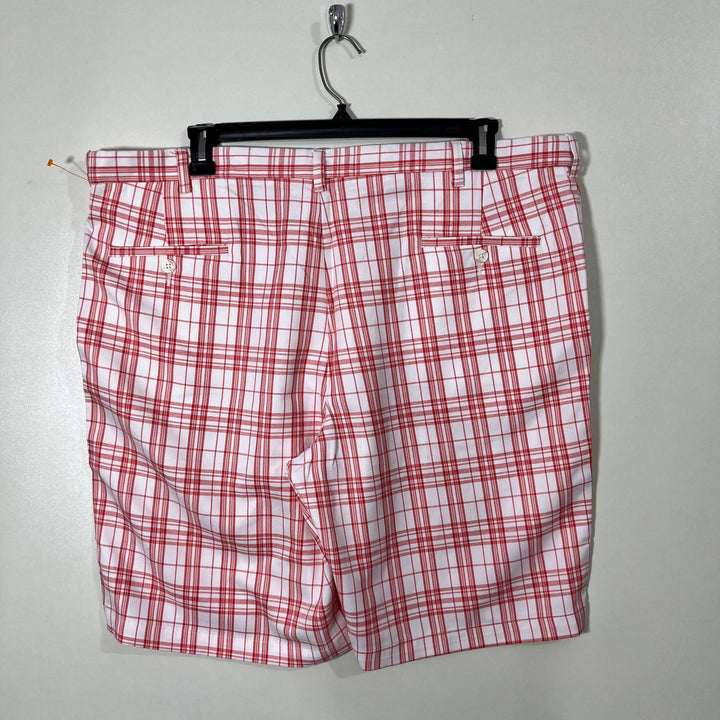 HAGGAR CHECKERED PERFORMANCE SHORT