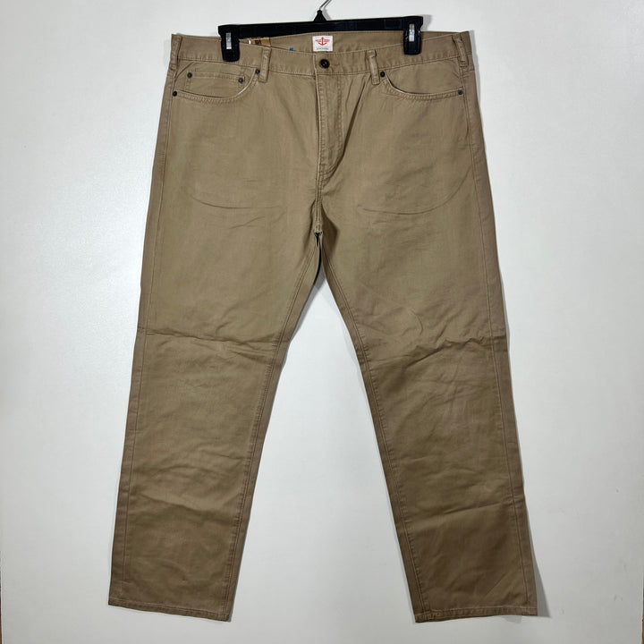 DOCKERS STRAIGHT FIT COTTON JEANS BRAND NEW