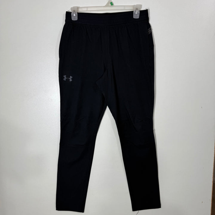 UNDER ARMOUR SLIM FIT HYBRID PARACHUTE SPORT TROUSER BLACK COLOUR