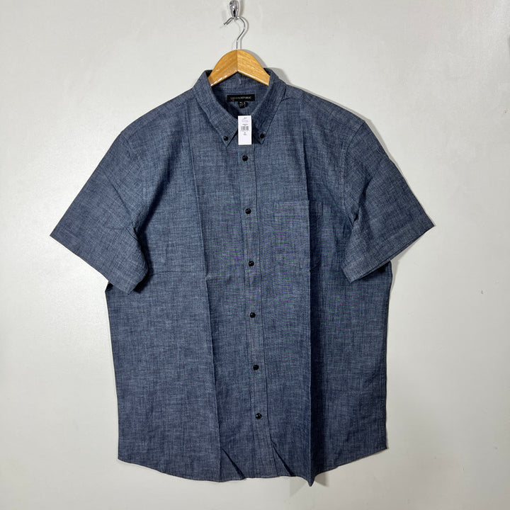BANANA REPUBLIC BUTTON DOWN HALF SLEEVES  BRAND NEW