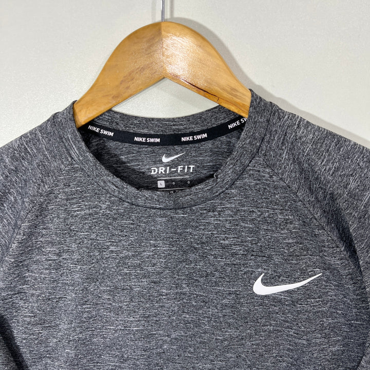 NIKE DRI FIT SWIM WEAR SPORT TSHIRT