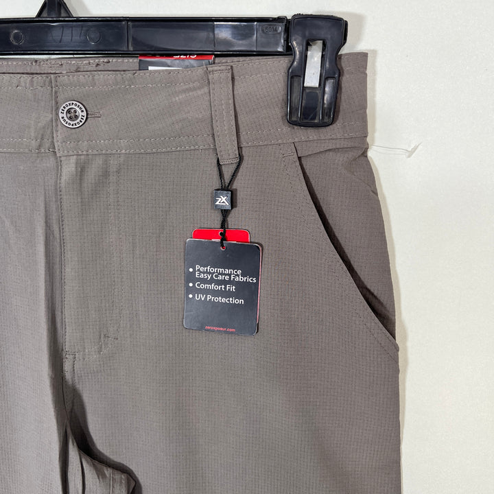 ZEROXPOSUR PERFORMANCE GOLF SHORT BRAND NEW
