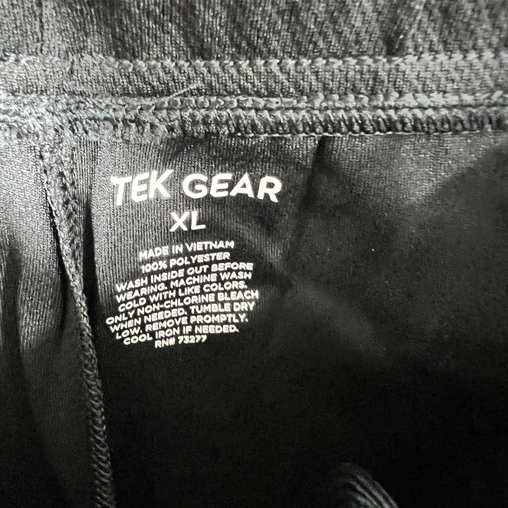 TEK GEAR SPORT SHORT BRAND NEW
