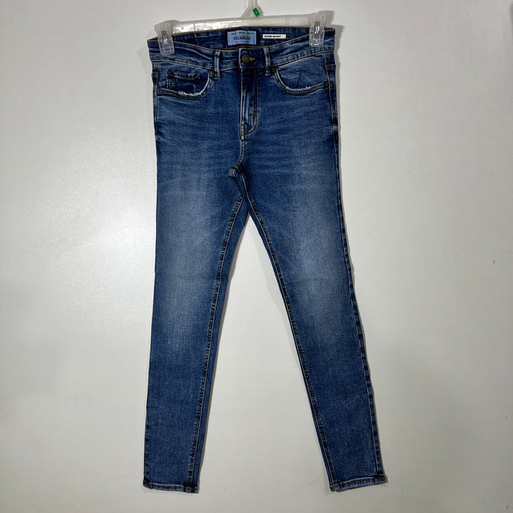 PULL & BEAR SUPER SKINNY FIT DENIM PANT WITH STRETCH