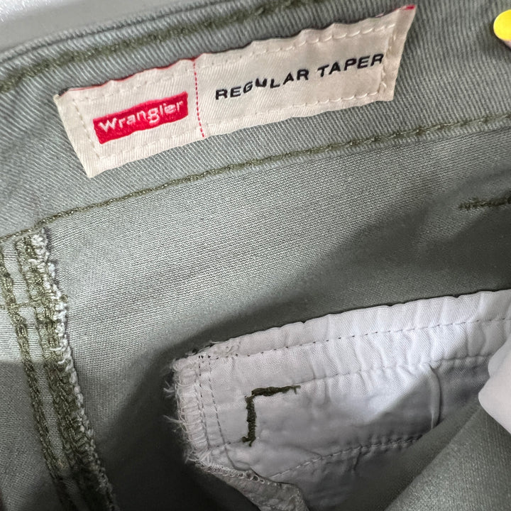 WRANGLER STRAIGHT FIT CARGO COTTON PANT BRAND NEW WITH STRETCH