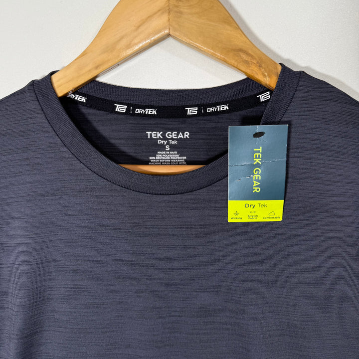 TEK GEAR DRY TEK LONG SLEEVES SPORT TSHIRT BRAND NEW DARK GREY COLOUR