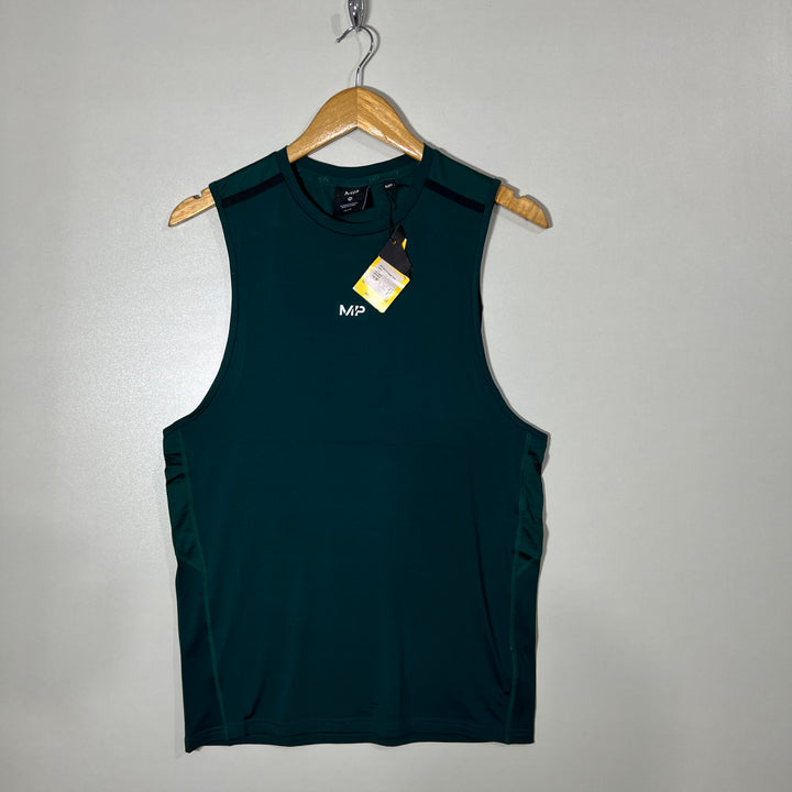 MO SPORT SLEEVES LESS BRAND NEW