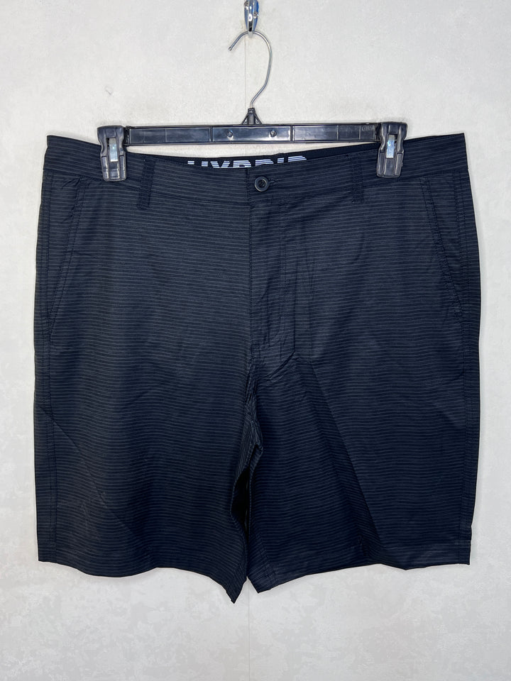 TARGET MAN REGULAR FIT HYBRID SHORT BRAND NEW