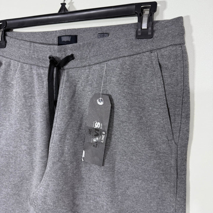 LEVIS SWEAT SHORT BRAND NEW