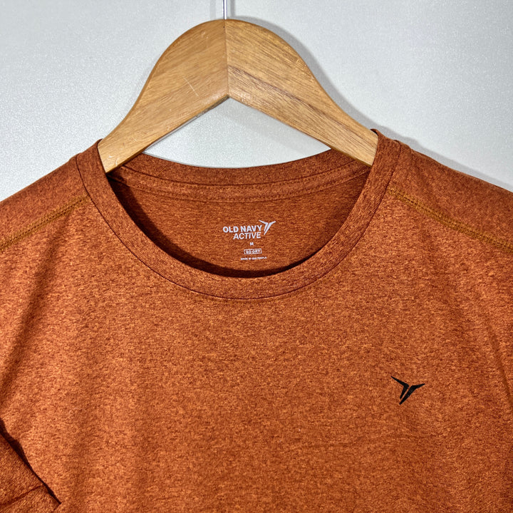 OLD NAVY SPORT TSHIRT