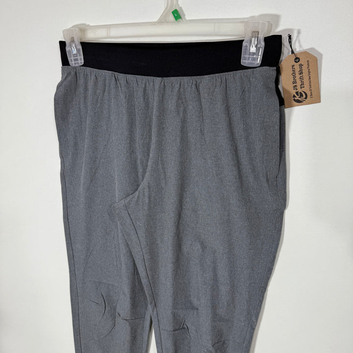 OLD NAVY ACTIVE TAPERED GO DRY COOL HYBRID PARACHUTE SPORT TROUSER