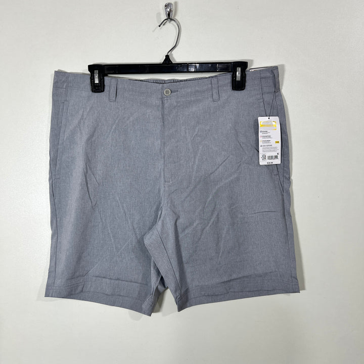 NICKLAUS PERFORMANCE SHORT BRAND NEW WITH STRETCH