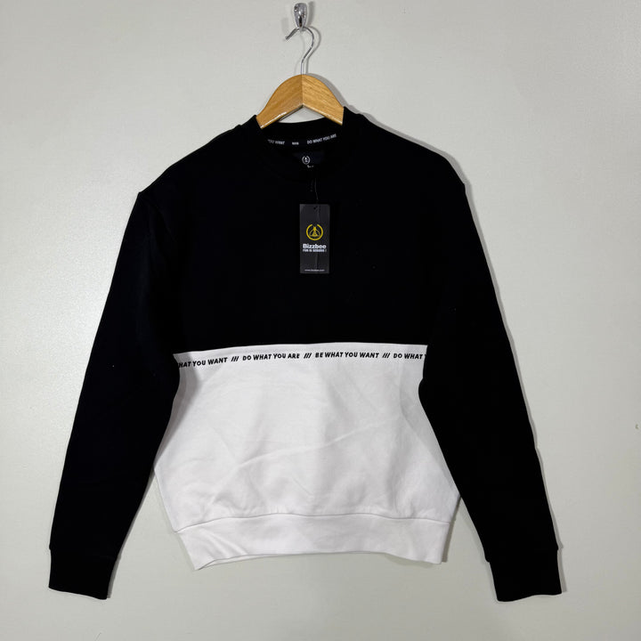 BIZZBEE SWEATSHIRT BRAND NEW INNER FLEECE