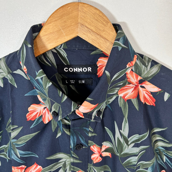 CONNOR BUTTON DOWN HALF SLEEVES SHIRT