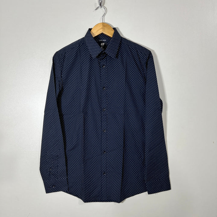 H&M SLIM FIT SEMI FORMAL SHIRT
