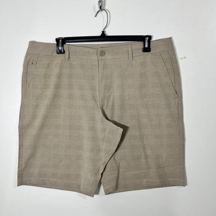 HANG TEN HYBRID SHORT BRAND NEW WITH STRETCH