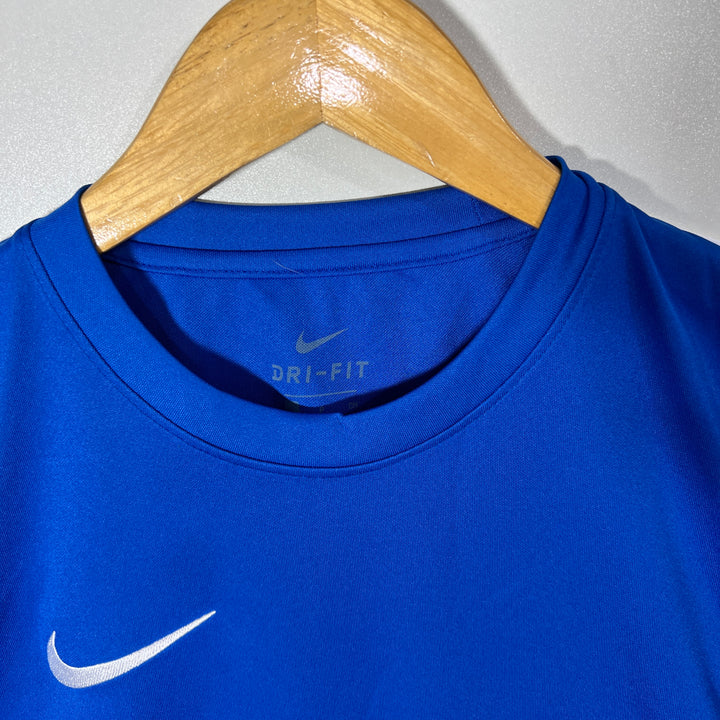 NIKE SPORT TSHIRT BRAND NEW
