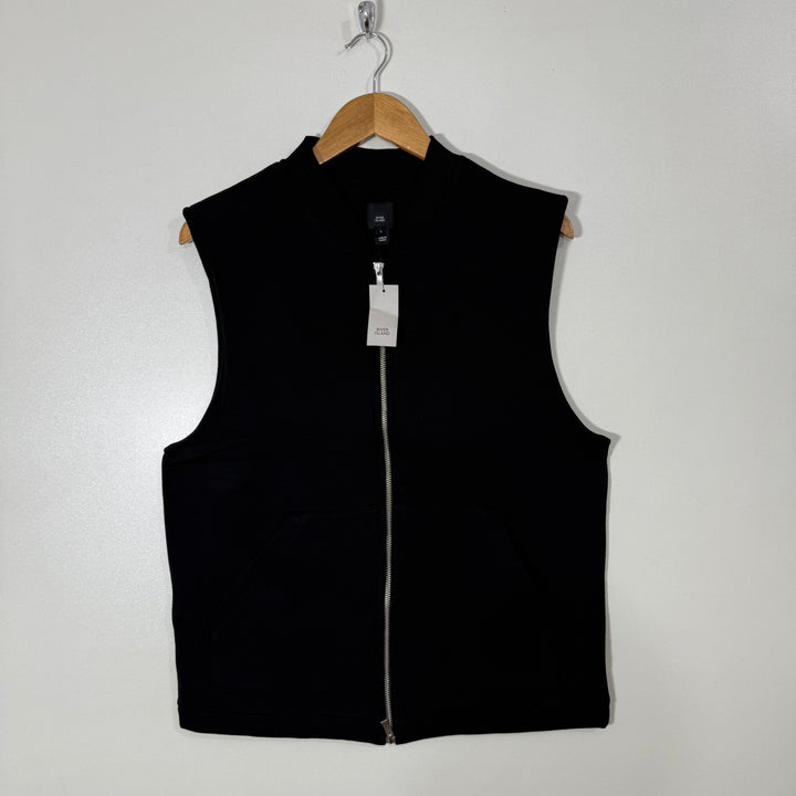 RIVER ISLAND SLEEVES LESS FLEECE JACKET BRAND NEW BLACK COLOUR