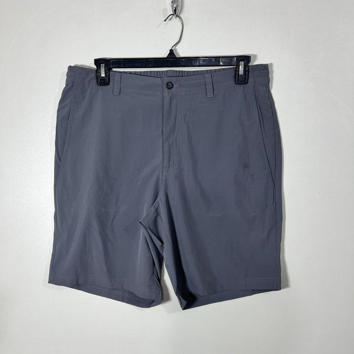 PGA TOUR GOLF SHORT