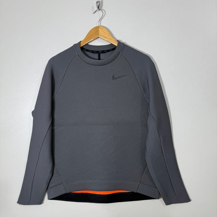 NIKE DRI FIT SWEATSHIRT INNER FLEECE