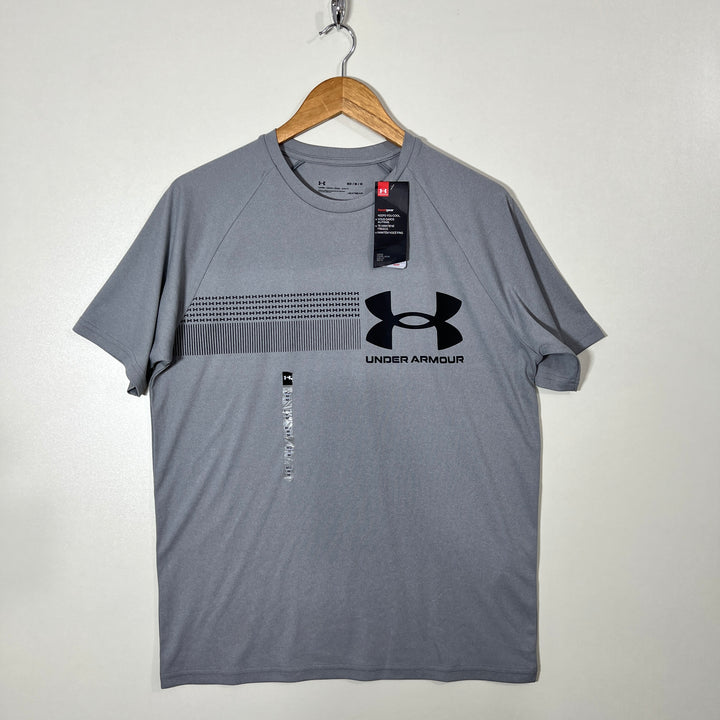 UNDER ARMOUR HEATGEAR SPORT TSHIRT BRAND NEW